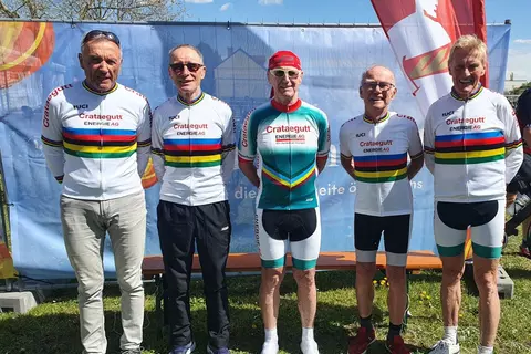 Crataegutt Seniors Racing Team